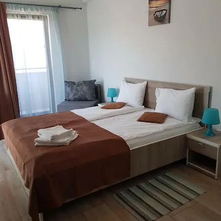 Casa de hóspedes Sunny Family 3*