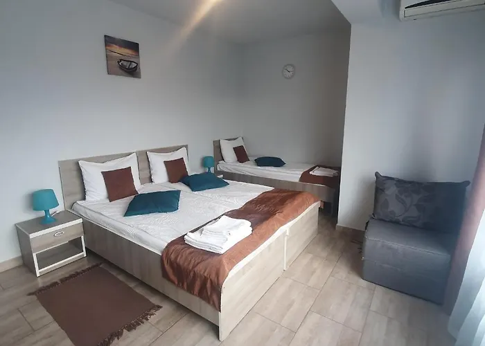 ゲストハウス Sunny Family 3*